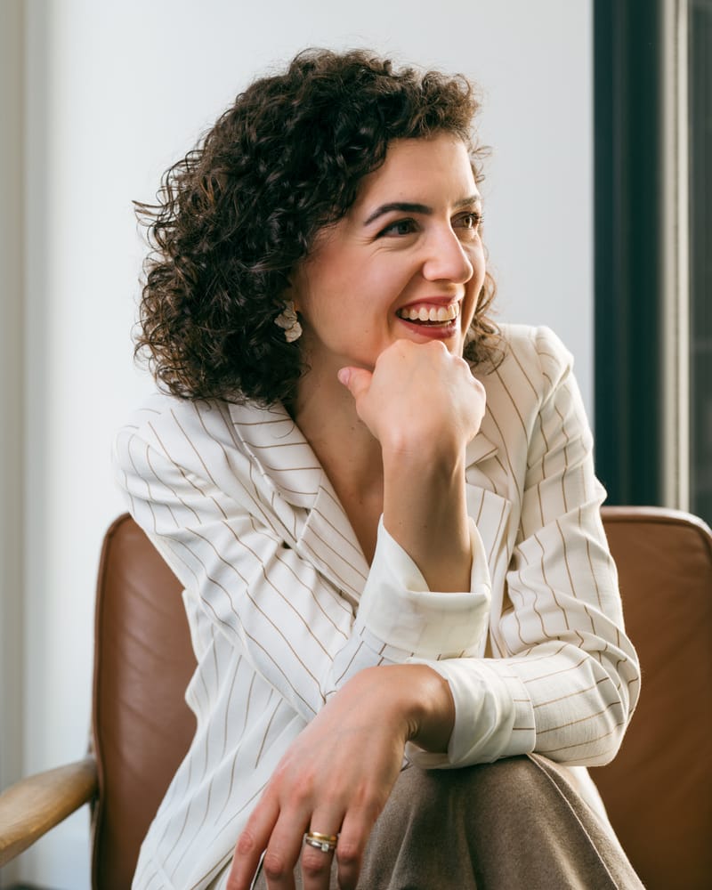 Ana Beatriz &mdash; ANAB&Eacute; Sp&eacute;cialiste du Sourcil Rennes